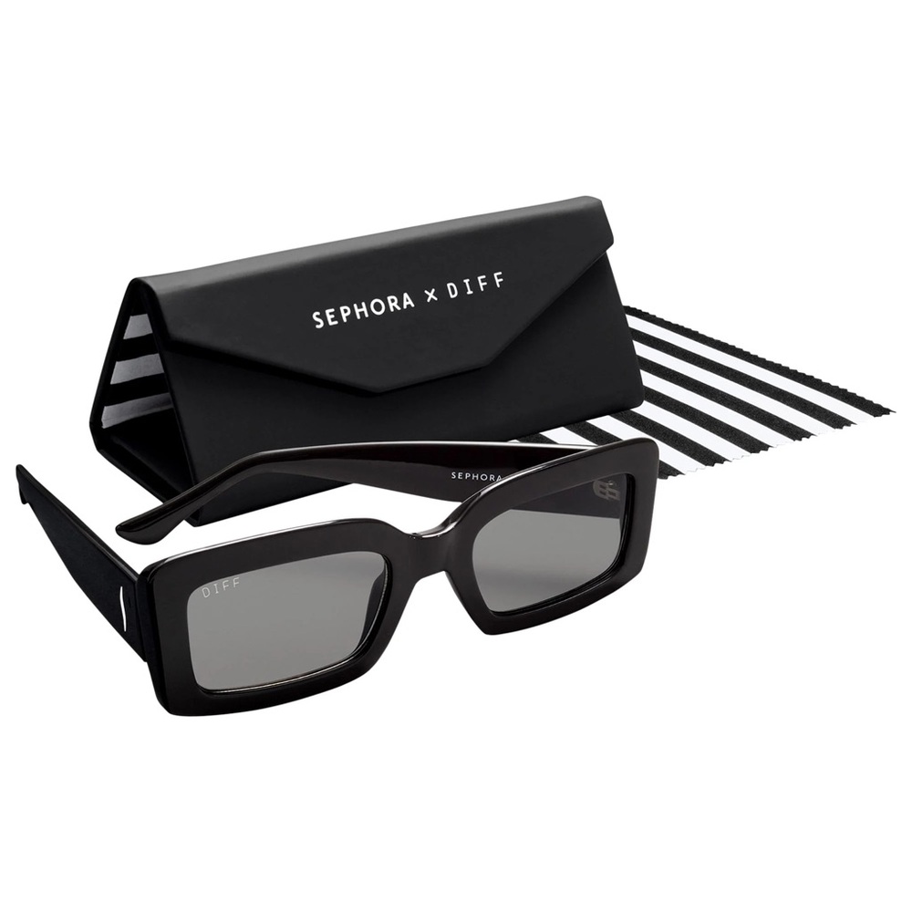 Diff Eyewear Black Rectangular Sunglasses
